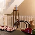 Konukevi Alma Regina Relais Napoli
