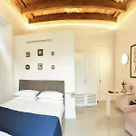 Alma Regina Relais Konukevi
