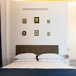 Alma Regina Relais Konukevi Napoli