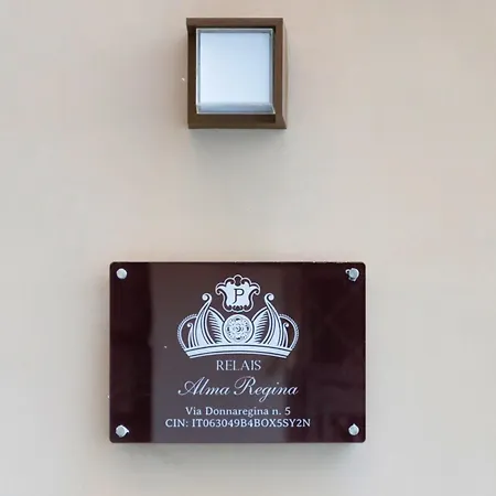 Alma Regina Relais Naples